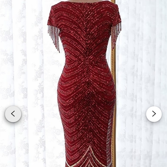 Burgundy Graphic Print, Contrast Sequined,  Draped Rhinestone, Mermaid G… - Picture 16 of 16